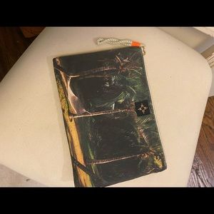 India Hicks (New Never Used) Sample Sale! Insta Pouch